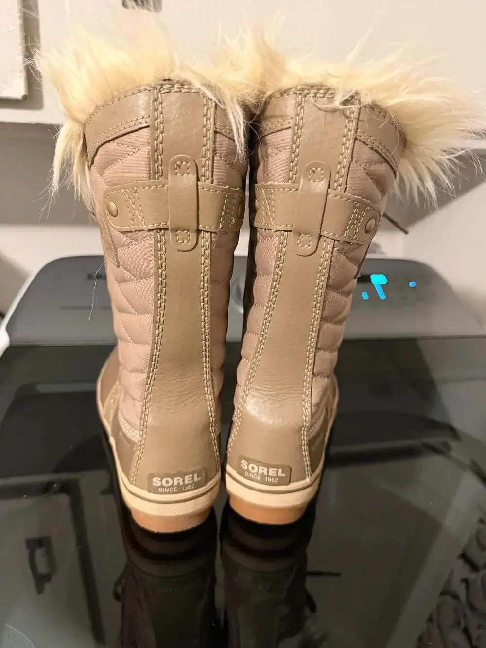 Sorel Youth Tofino II Waterproof Faux Fur Winter Boots Khaki Tan Size 3